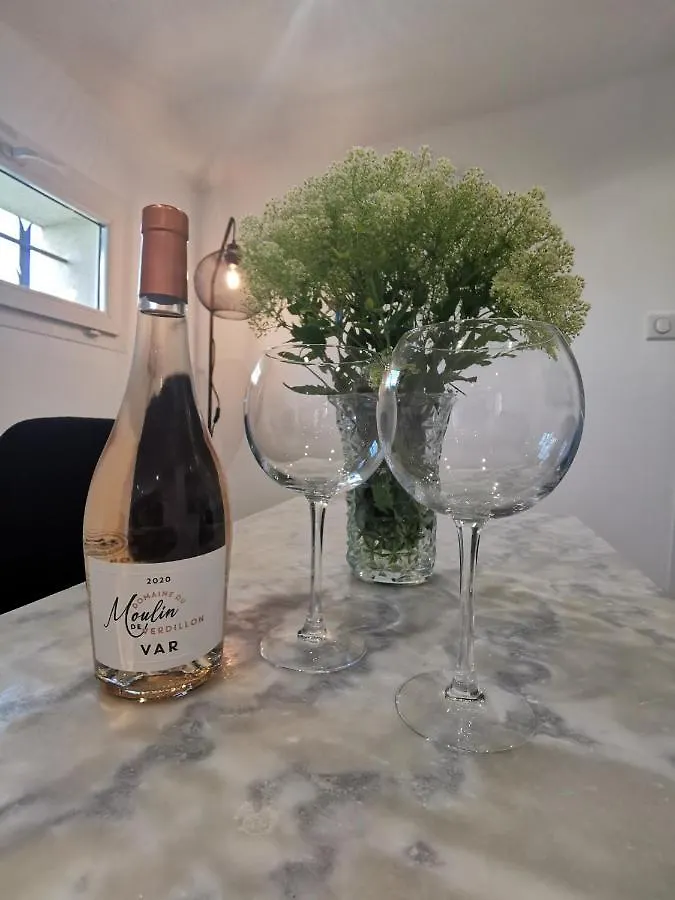 Maison De Vacances L'Hote Champetre Campagne Arlesienne Διαμέρισμα  Αρλ