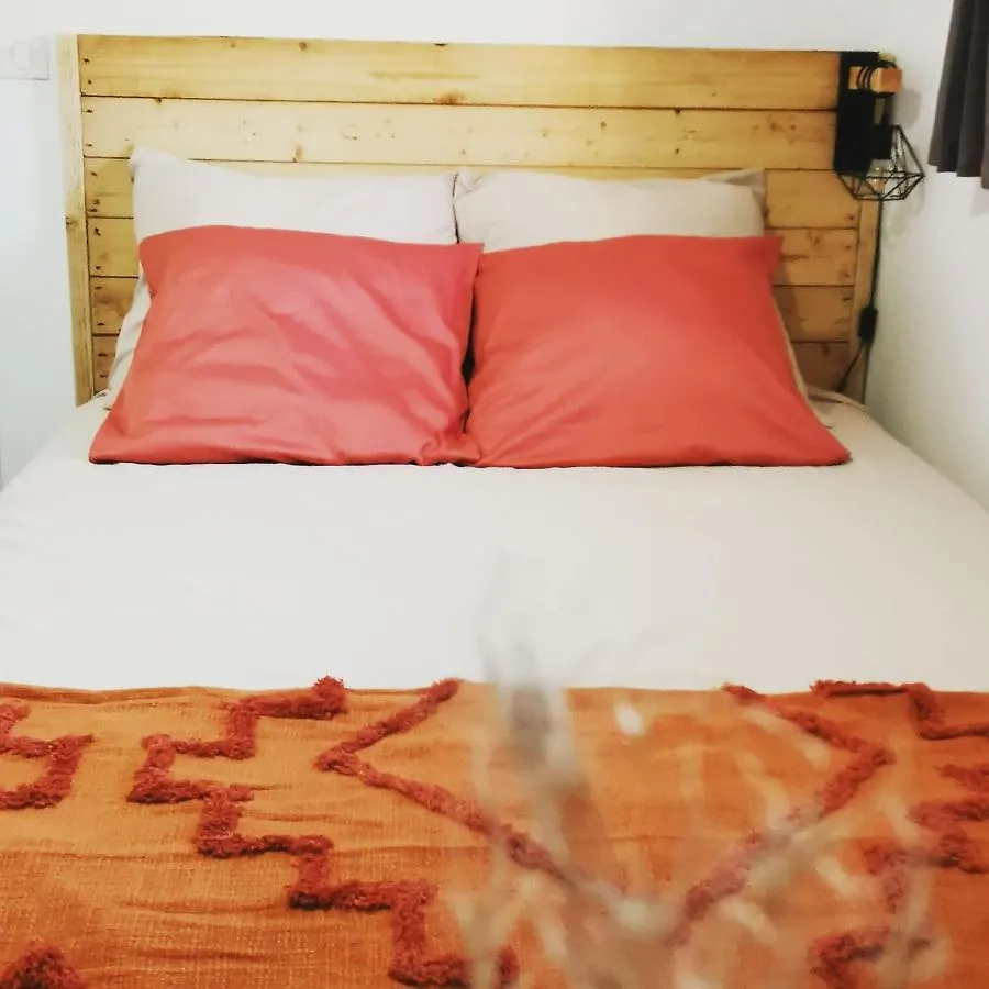 Maison De Vacances L'Hote Champetre Campagne Arlesienne Διαμέρισμα Αρλ